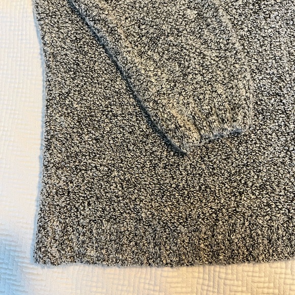 Dreamers Salt & Pepper Relaxed Fit Sweater - Picture 3 of 11